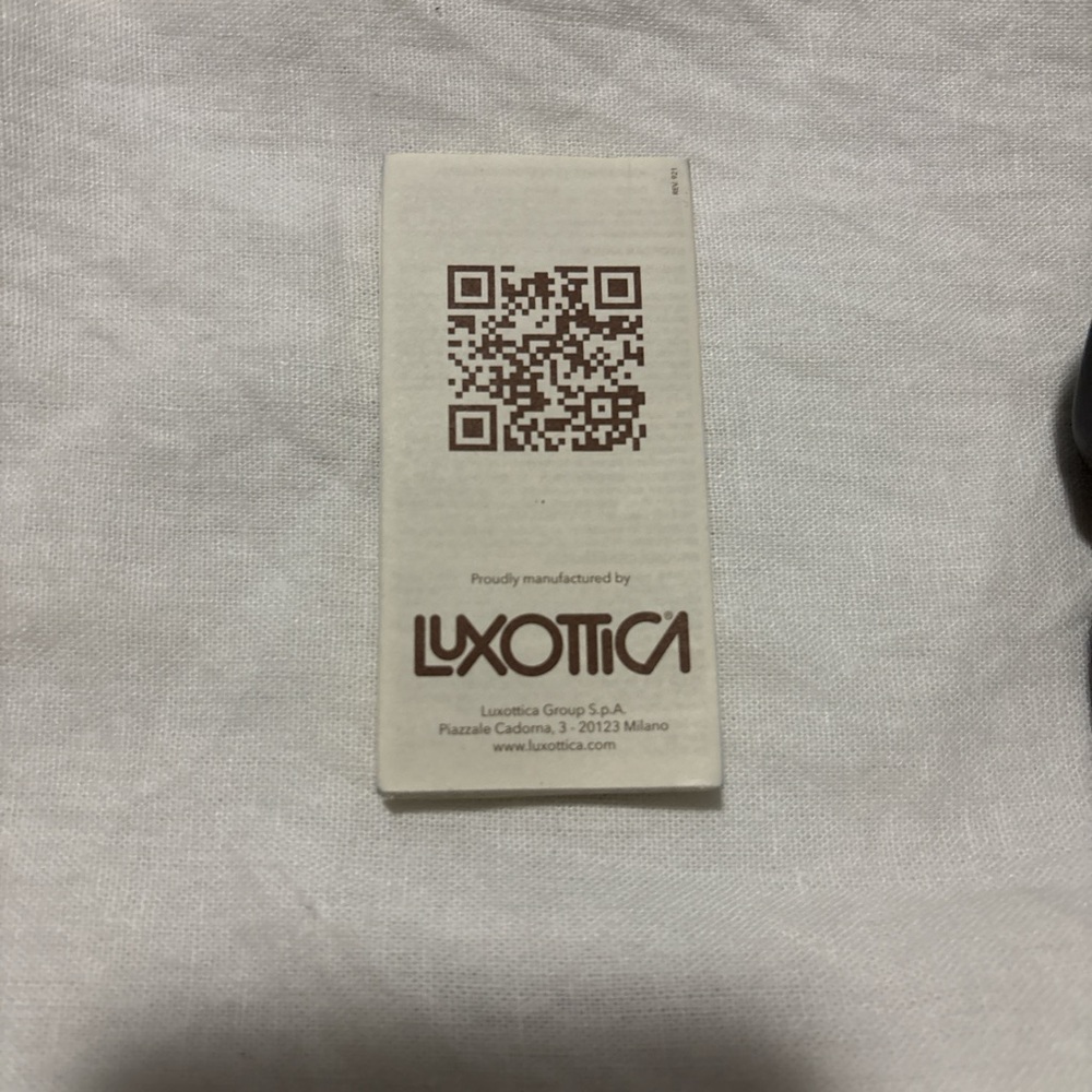 Coach Sunglasses - Picture 4 of 4